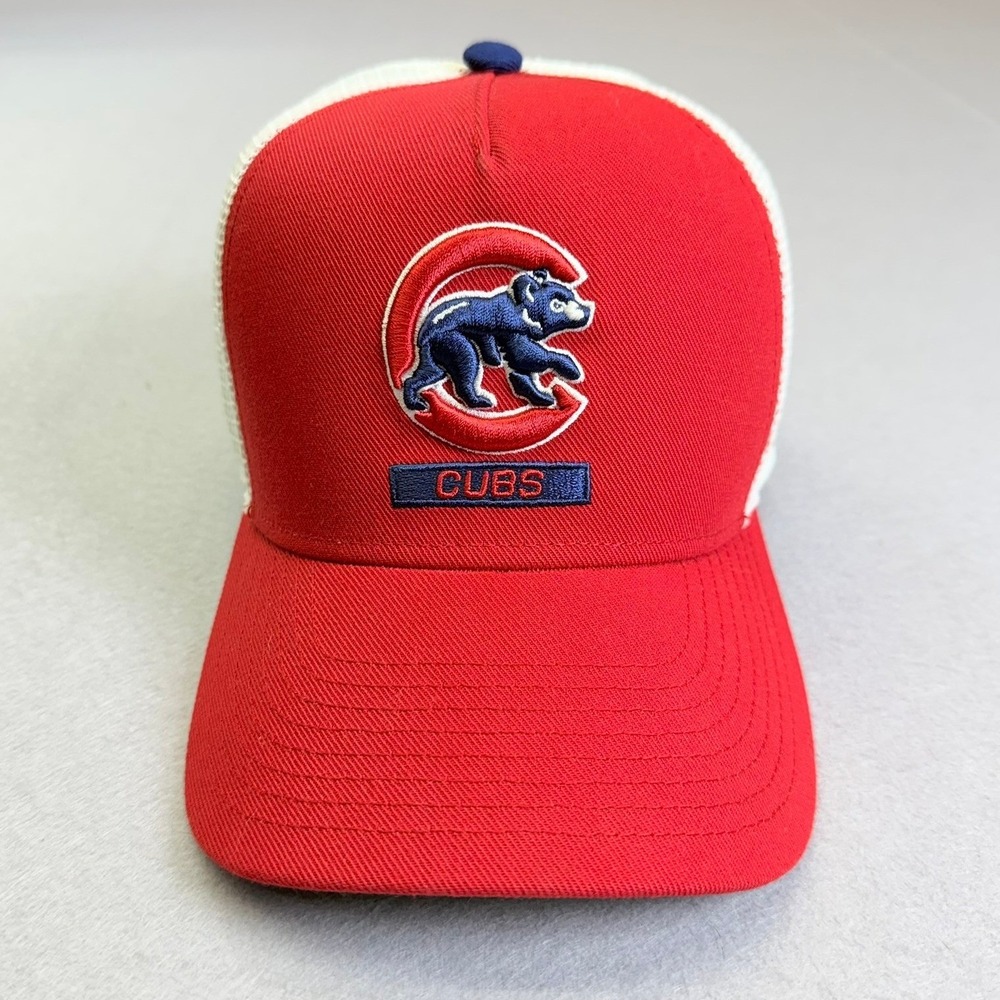 Nike Chicago Cubs Hat Adult S/M Red White Mesh Snapback Dri-FIT Cap Wrigley
